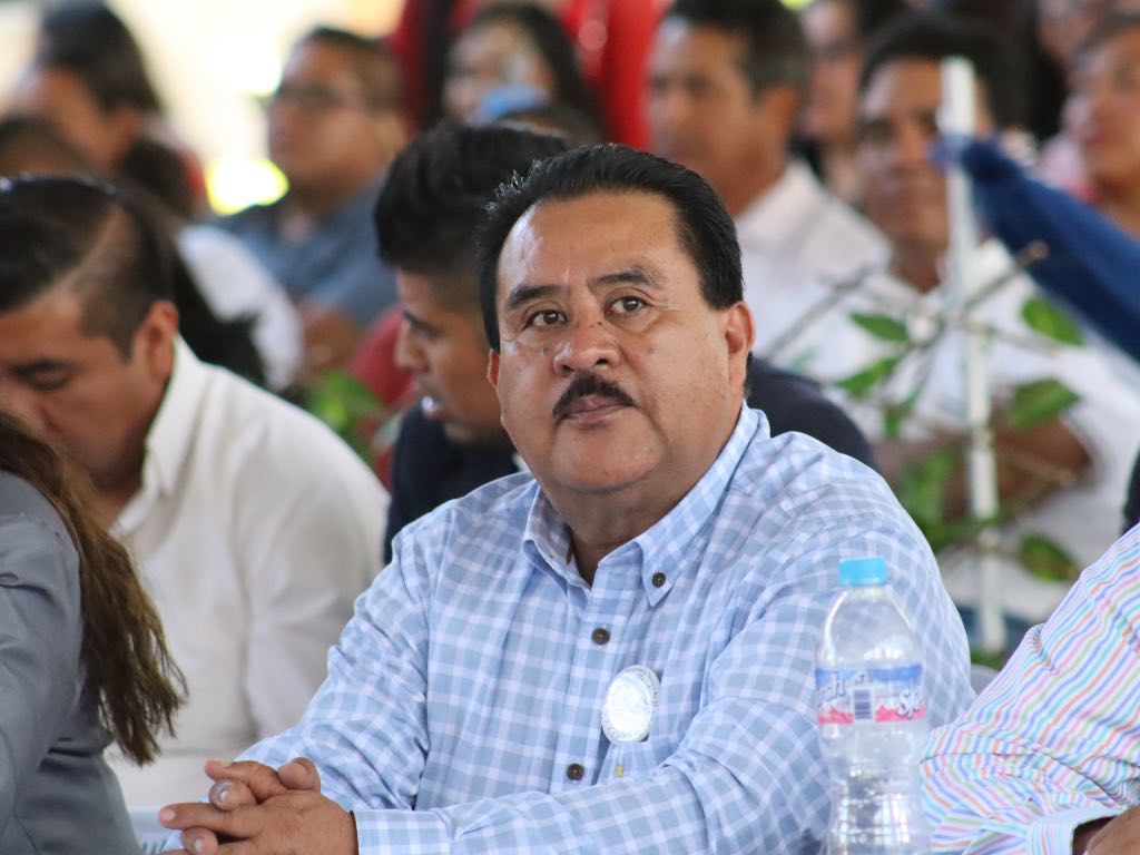 Solicita alcalde Rosendo Morales apoyo de infraestructura para escuelas de Ocoyucan
