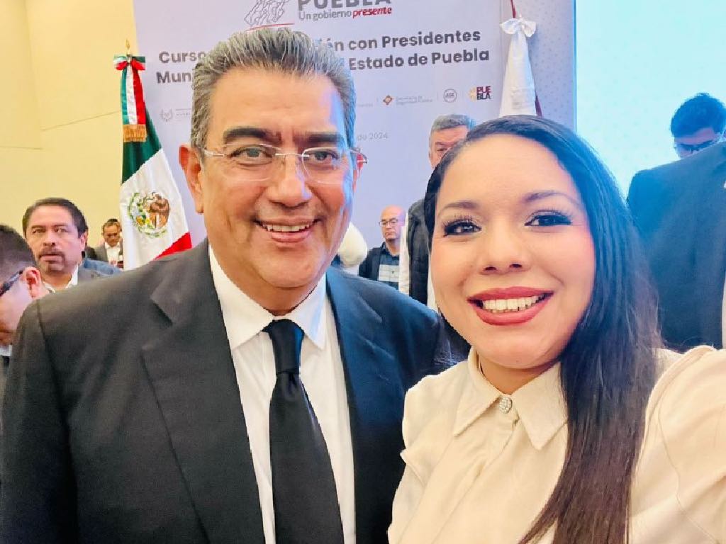 Participa Tonantzin Fernández en capacitación para presidentes municipales electos