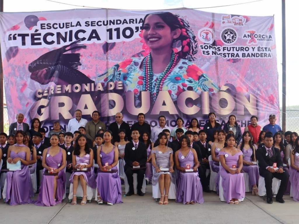 Se gradúan estudiantes de la Técnica 110 de Malacatepec, Ocoyucan