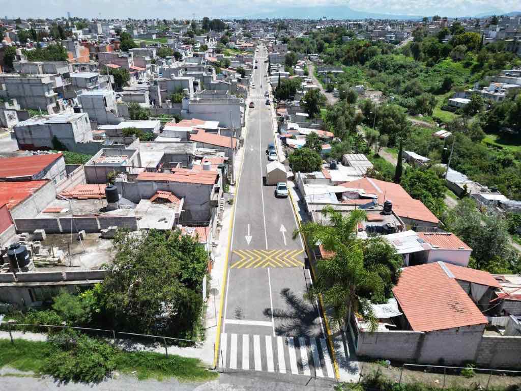 Entrega Ayuntamiento rehabilitación de la calle Elsa Córdova al sur de la capital