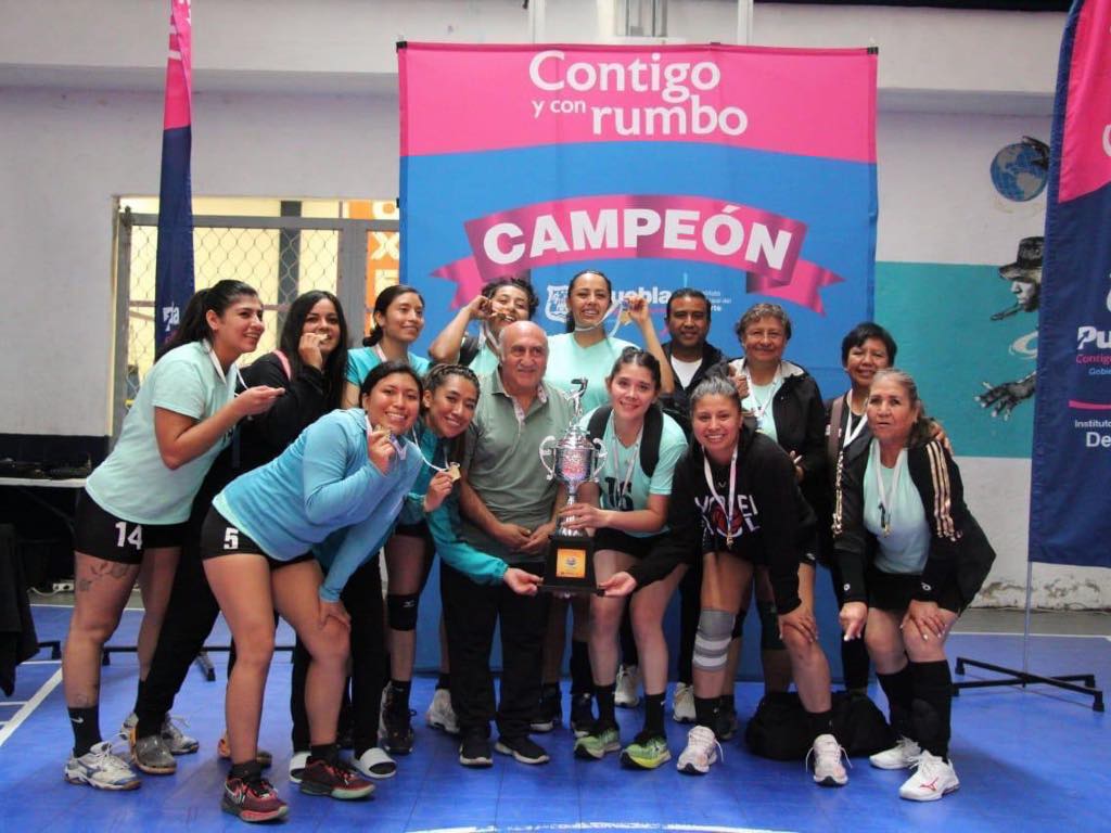 Finaliza con gran participación el Torneo de Los Barrios de Voleibol