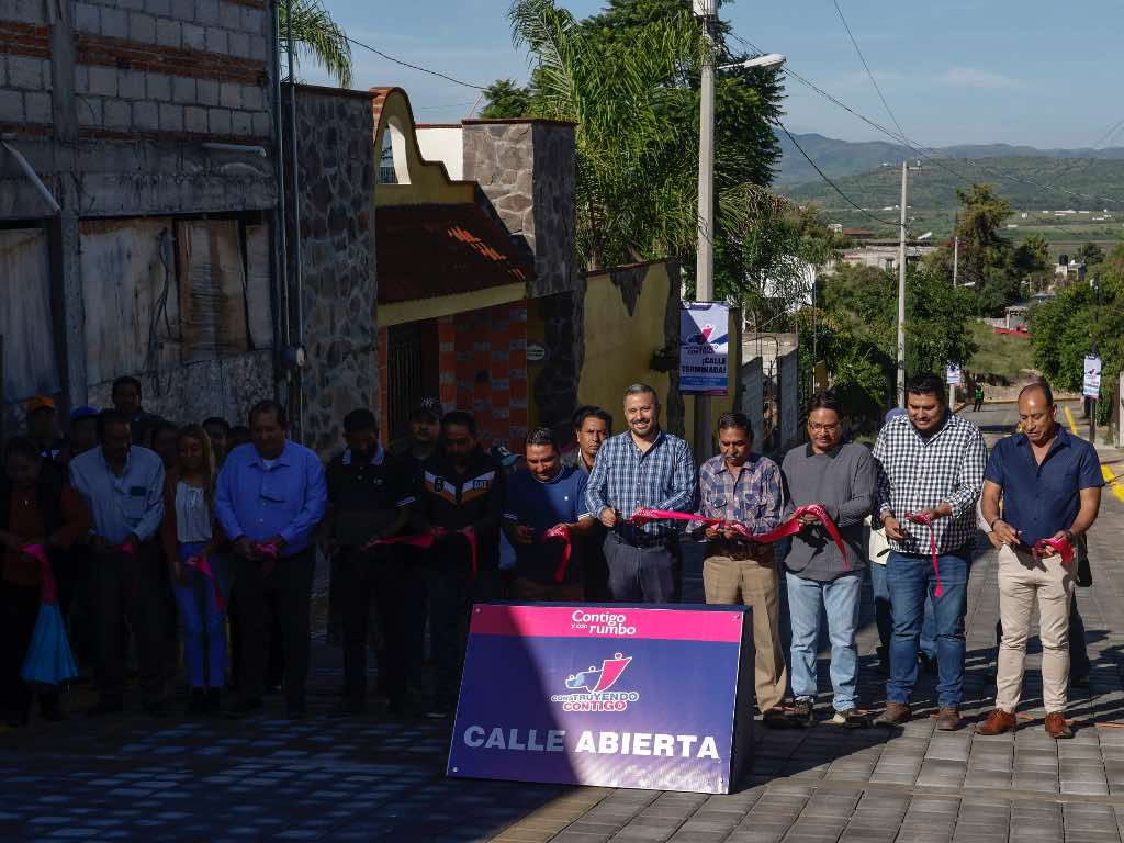 San Pedro Zacachimalpa estrena calles totalmente rehabilitadas
