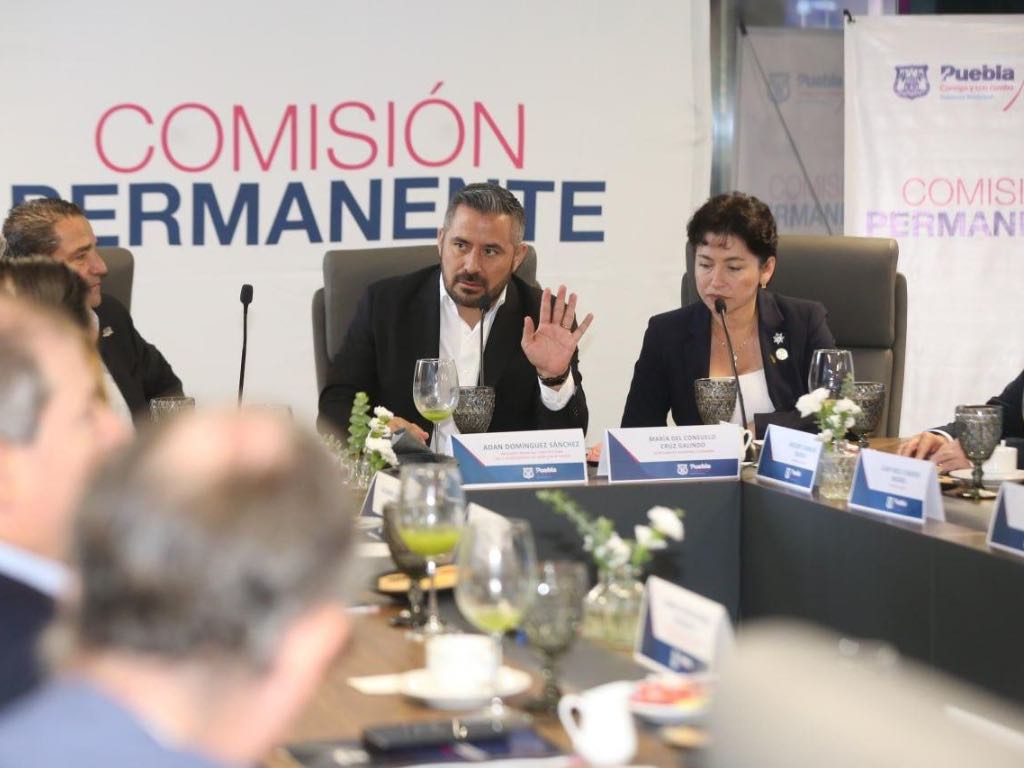 Celebran la última sesión de la Comisión Permanente por Puebla