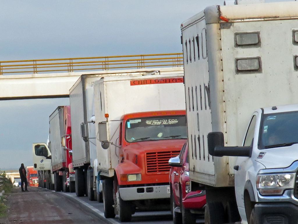 Habrá cierres intermitentes en la Autopista Acatzingo – Cd. Mendoza por traslado de material