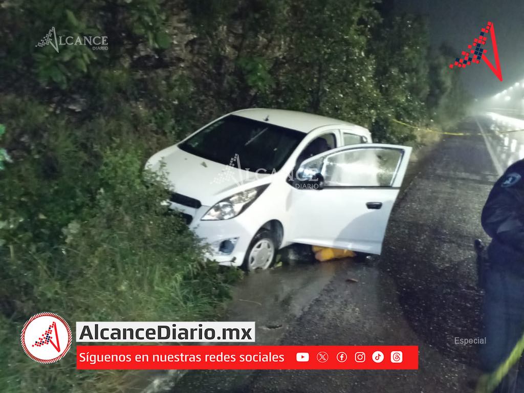 Encuentran en Periférico a hombre sin vida en su vehículo a la altura de Clavijero
