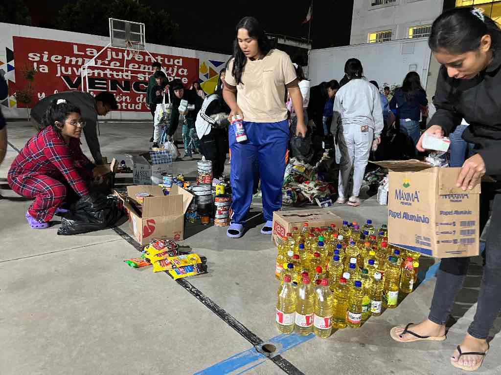 Envía el Movimiento Antorchista en Puebla 17 toneladas de víveres a Guerrero