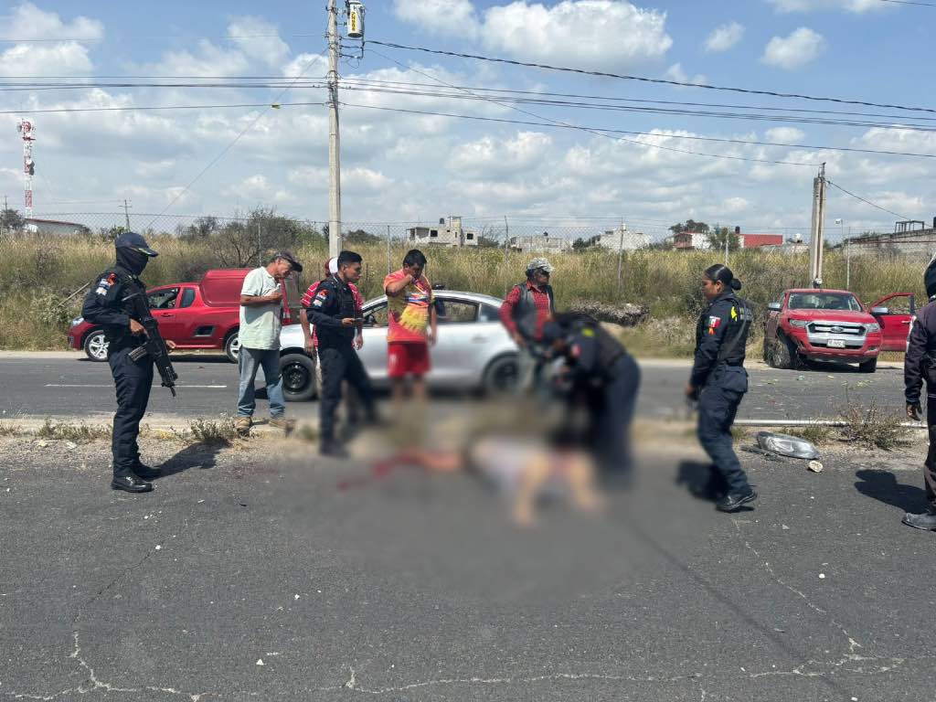 Ejecutan a balazos a mujer mientras circulaba sobre Valsequillo
