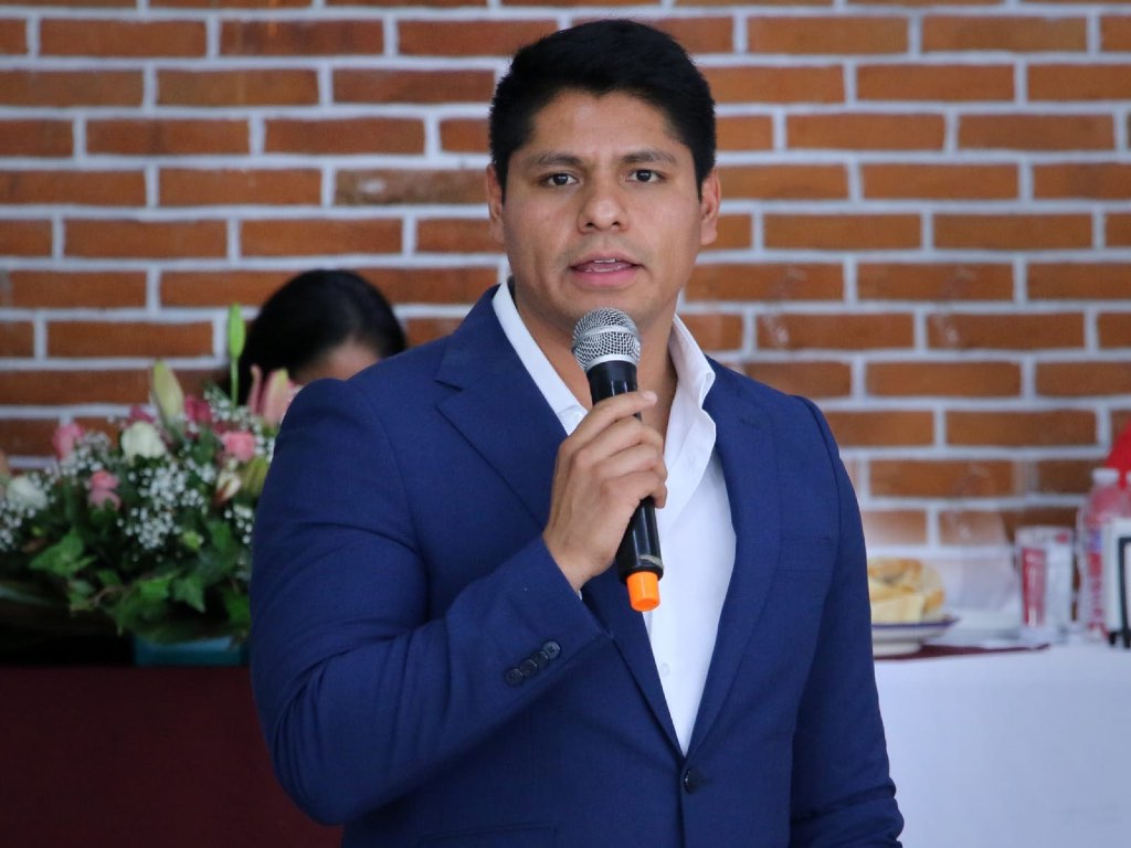 Acusa Omar Muñoz que anterior gobierno dejó en ceros al SOSAPAC en Cuautlancingo