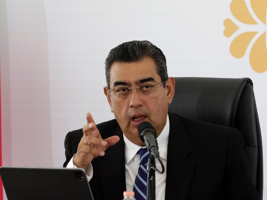 Próximo Ayuntamiento evaluará gravedad de sobregiro de actual administración de Puebla Capital: gobernador