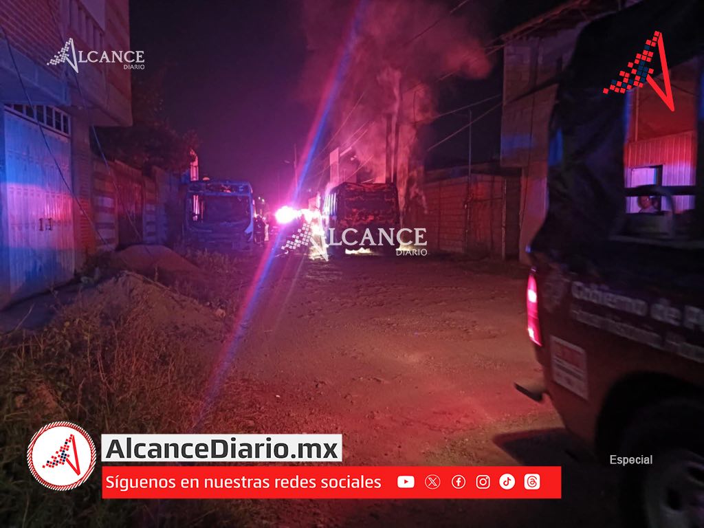 Incendian ruta de "Los Morados" en Arboledas de Amalucan