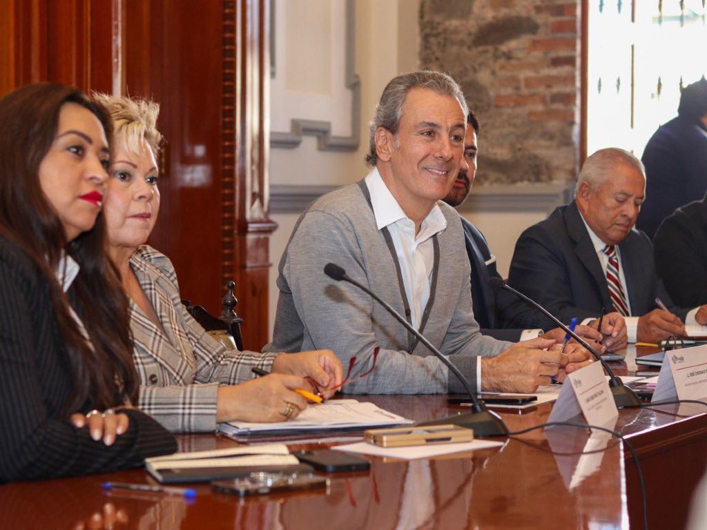 Se reúnen Pepe Chedraui y presidentes de las juntas auxiliares de Puebla