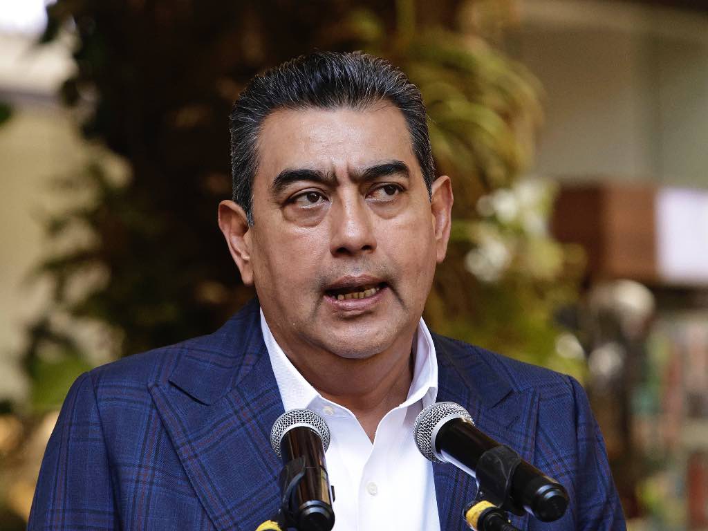 Municipios deben involucrarse en análisis de situación de Agua de Puebla: Sergio Salomón