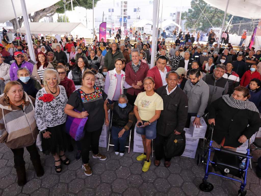 Llevan Jornada Imparable de Servicios Integrales a La Margarita