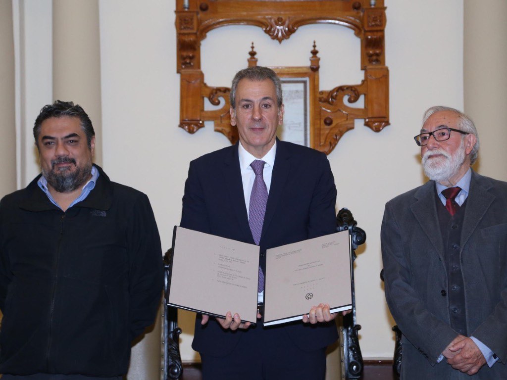 Recibe Puebla Facsímil del Expediente de Inscripción en la Lista de Patrimonio Mundial