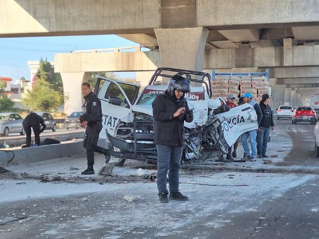 Fallece policía tras choque múltiple en la autopista México-Puebla