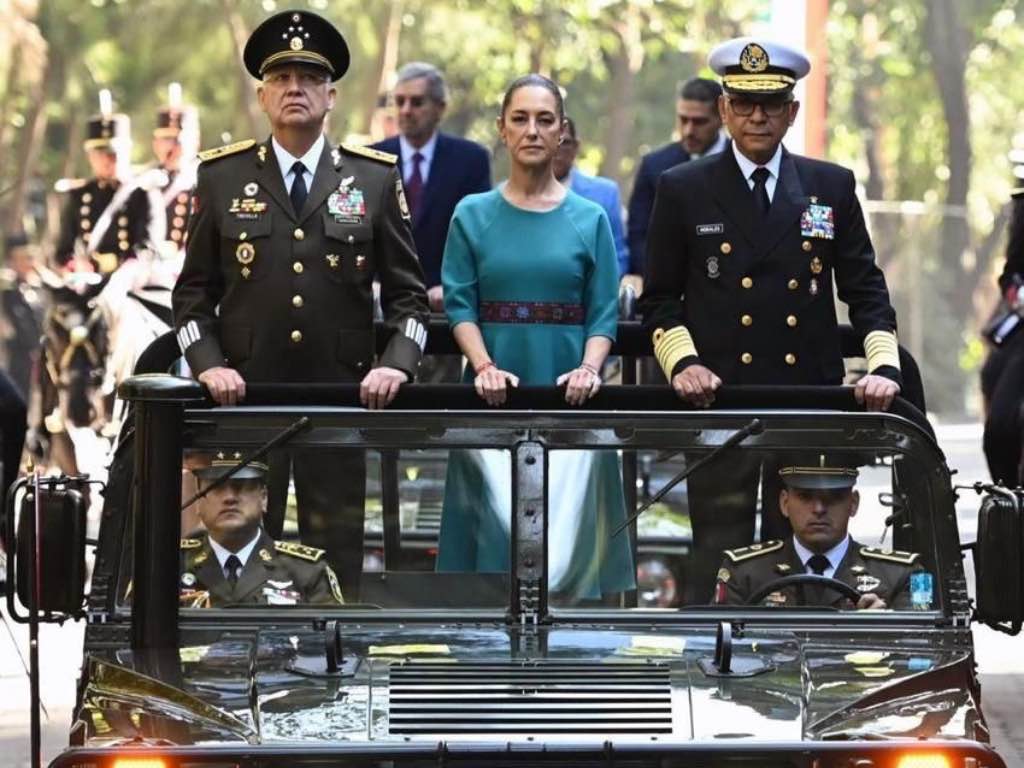 Encabeza Claudia Sheinbaum pase de lista en 112 aniversario de la Marcha de la Lealtad
