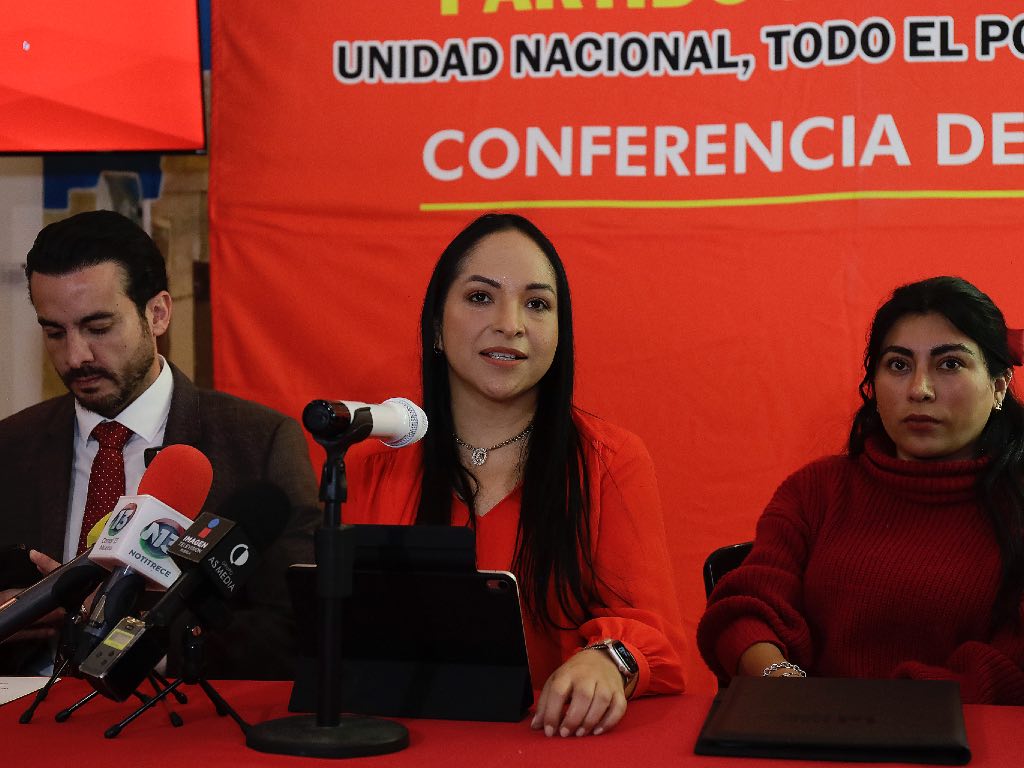 PT sí permitirá reelección de autoridades en 2027; “siempre que hayan defendido a la 4T”, afirma Liz Sánchez