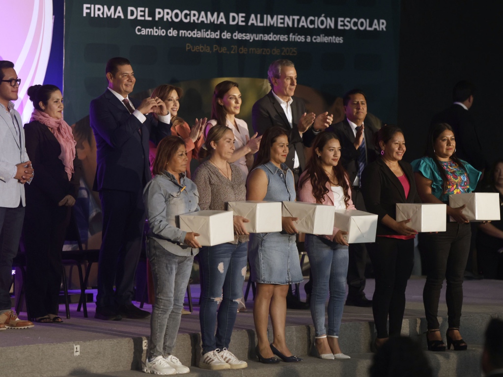 Escuelas Puebla desayunos calientes
