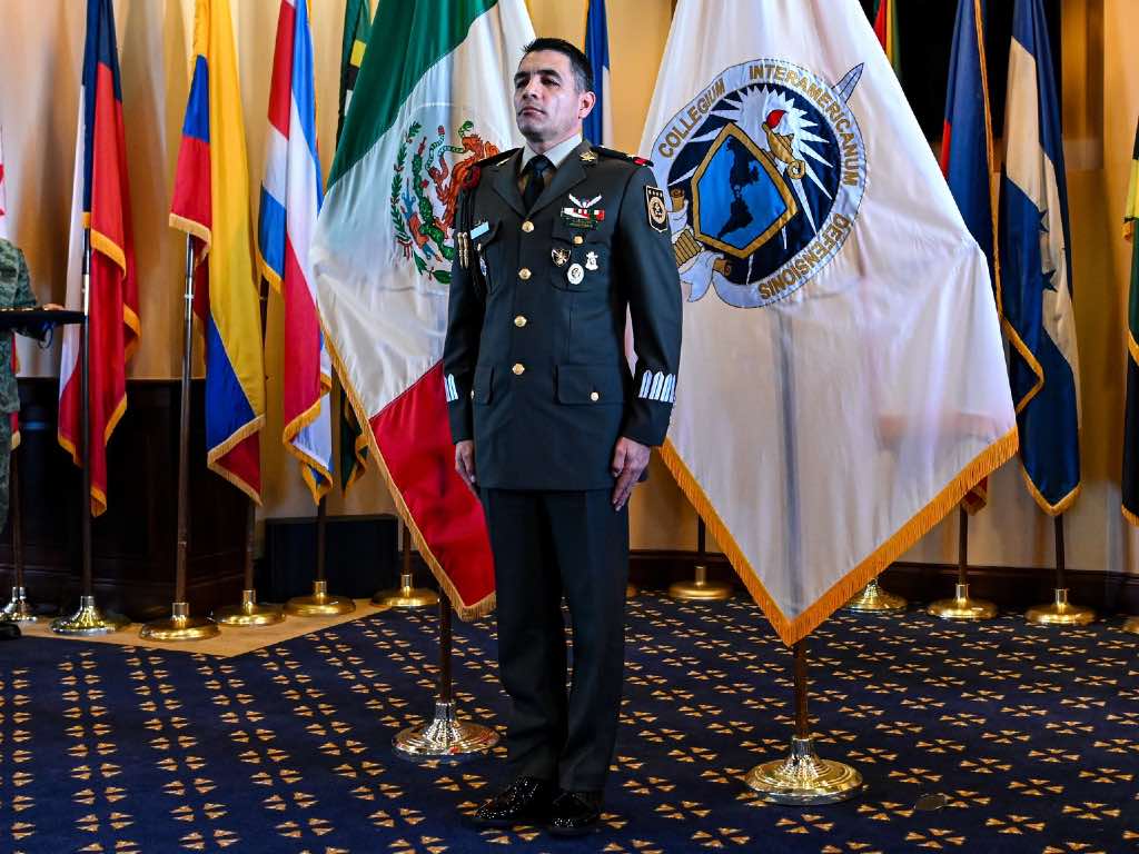 Félix Pallares Miranda asumirá la titularidad de la SSC de Puebla este miércoles; es coronel de Infantería de Estado Mayor