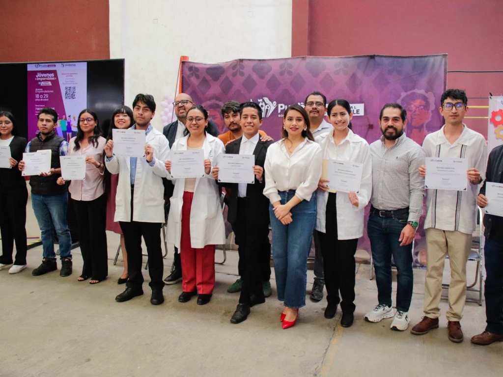 Jóvenes emprendimiento Xochimehuacan