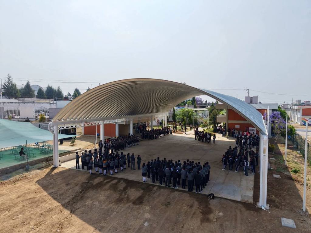 Inauguran arco techo en la Unidad Educativa Frida Kahlo de Cuautlancingo