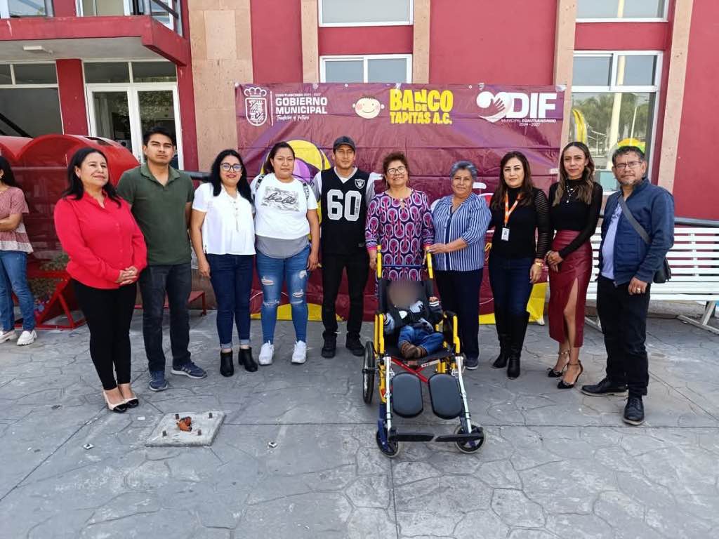 Gracias al “Tapatón”, niño de Sanctorum recibe silla tipo PSI para mejorar su calidad de vida