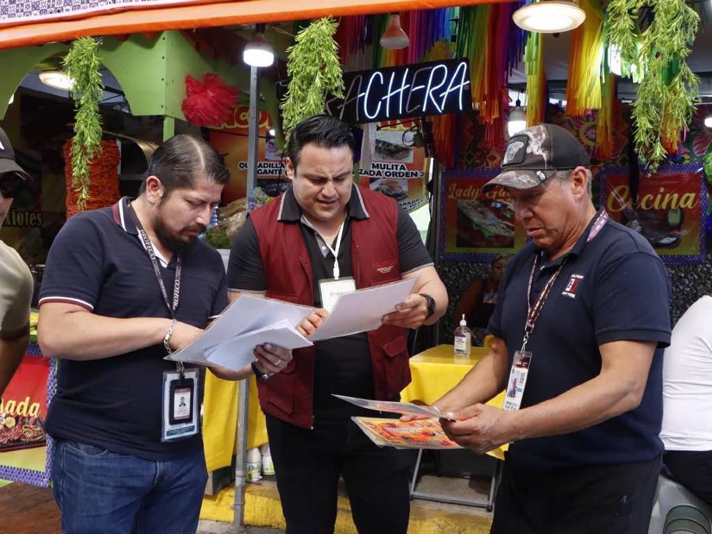 Profeco y Gobierno del Estado realizan operativo en Feria de Puebla para verificar precios