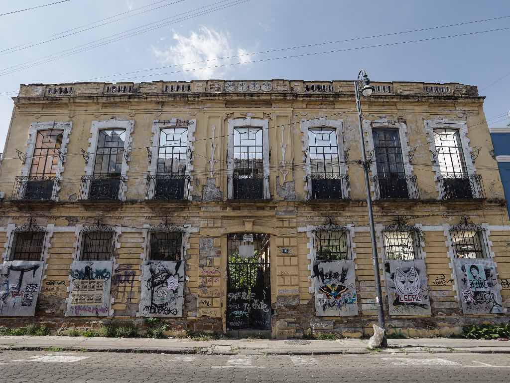 Hay 50 casonas en riesgo en el primer cuadro de la ciudad: Gerencia del Centro Histórico