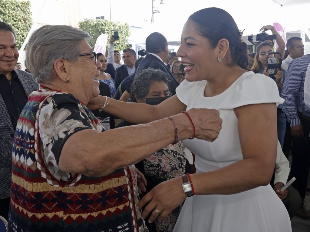 mejor opción Lupita Cuautle