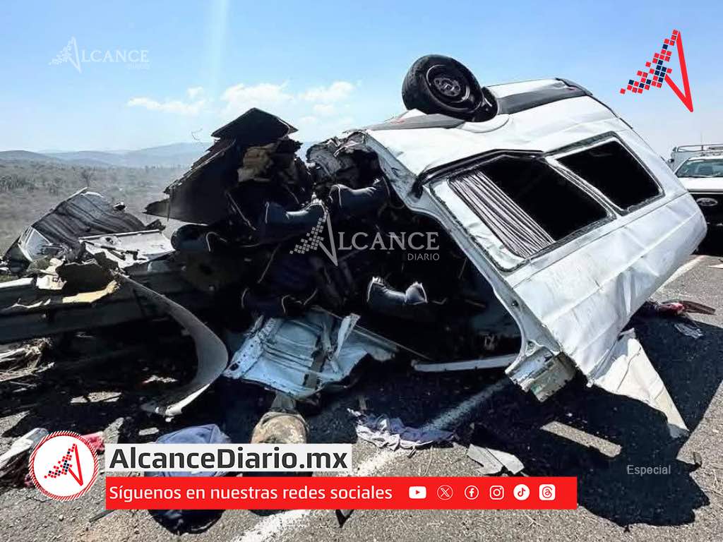 21 muertos deja accidente en la autopista Cuacnopalan – Oaxaca; chocan urban, AU y pipa
