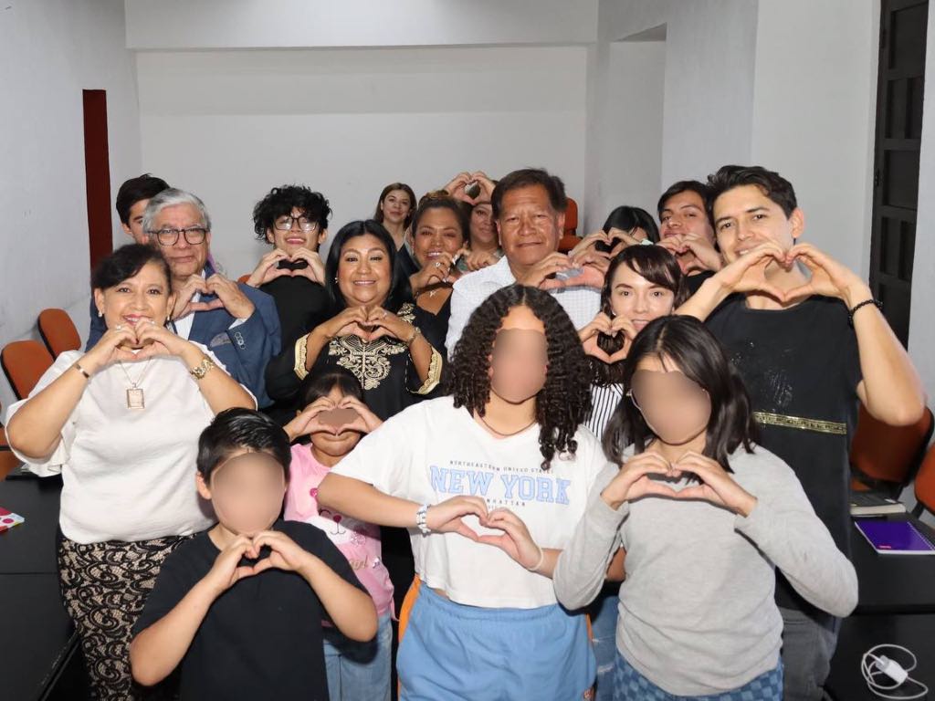 Realizan segundo taller de oratoria Comunícate con el mundo en San Pedro Cholula