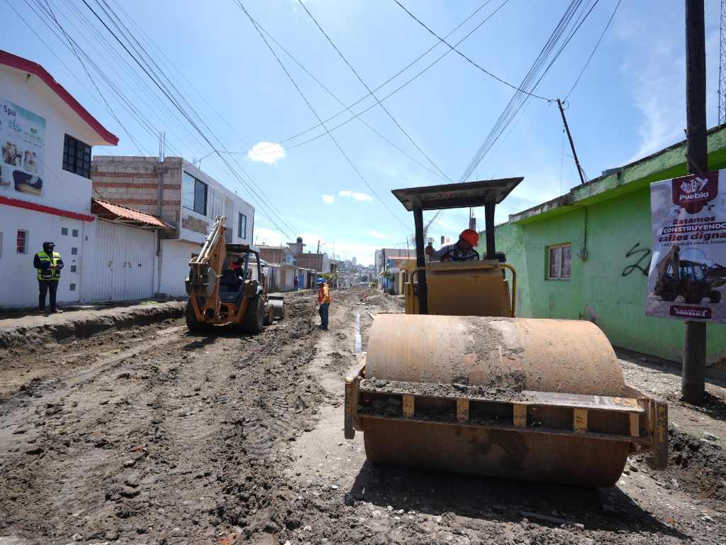 Arrancan los trabajos de mantenimiento vial y pavimentación en la Junta Auxiliar Ignacio Romero Vargas