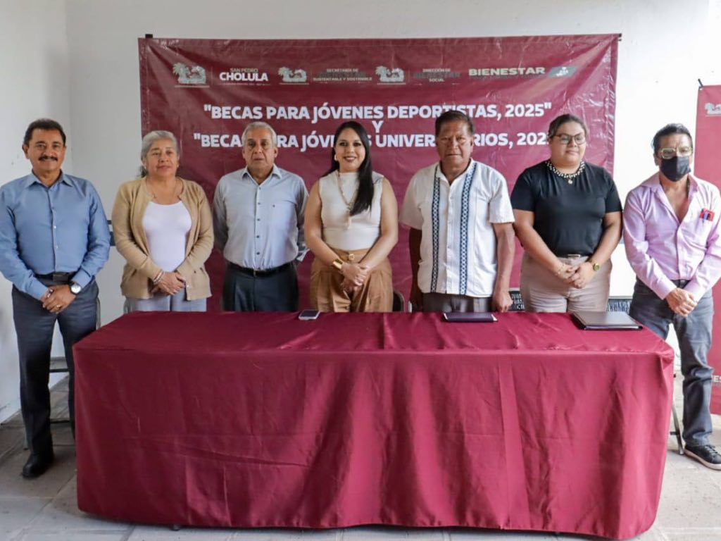 Amplian en Cholula plazo de inscripción a becas para jóvenes universitarios y deportistas