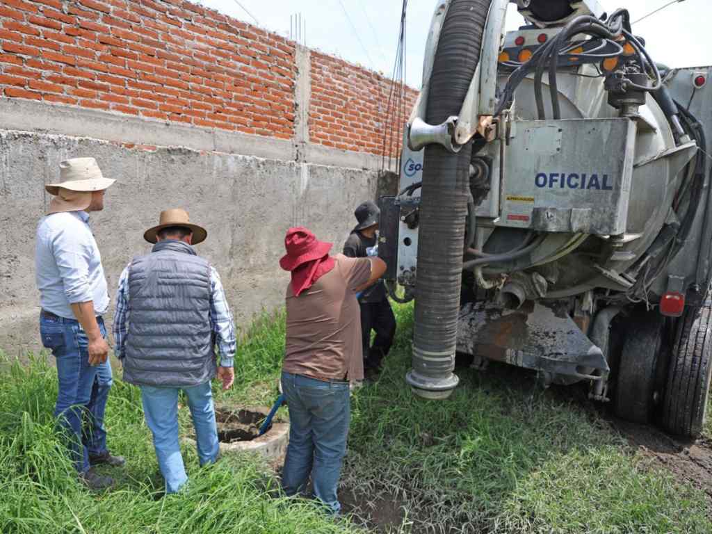 Gobierno de Cuautlancingo atiende daños generados por las lluvias en el municipio