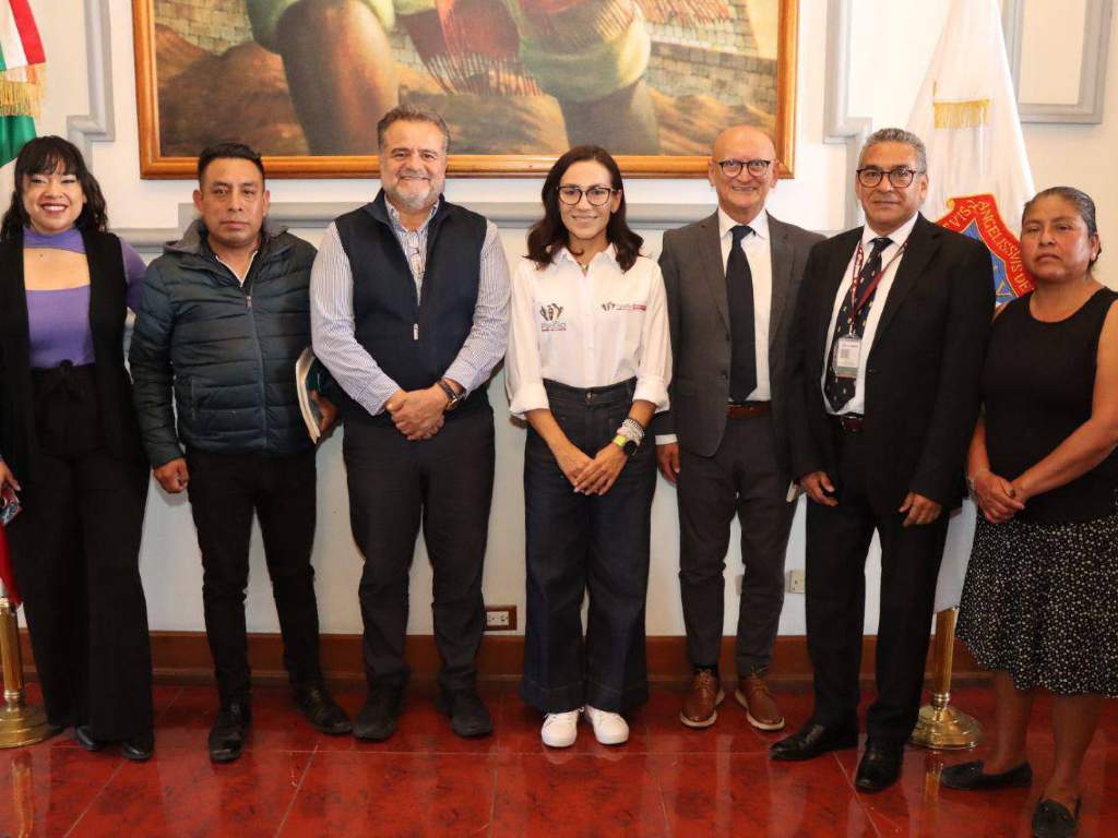 Gobierno de Puebla realiza capacitación con enfoque en derechos humanos