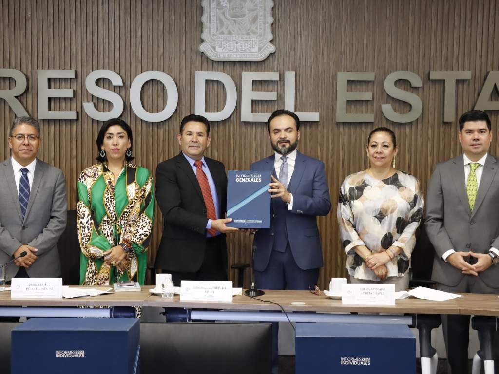 Cero complacencias a expresidentes, deben solventar cuentas ante ASE