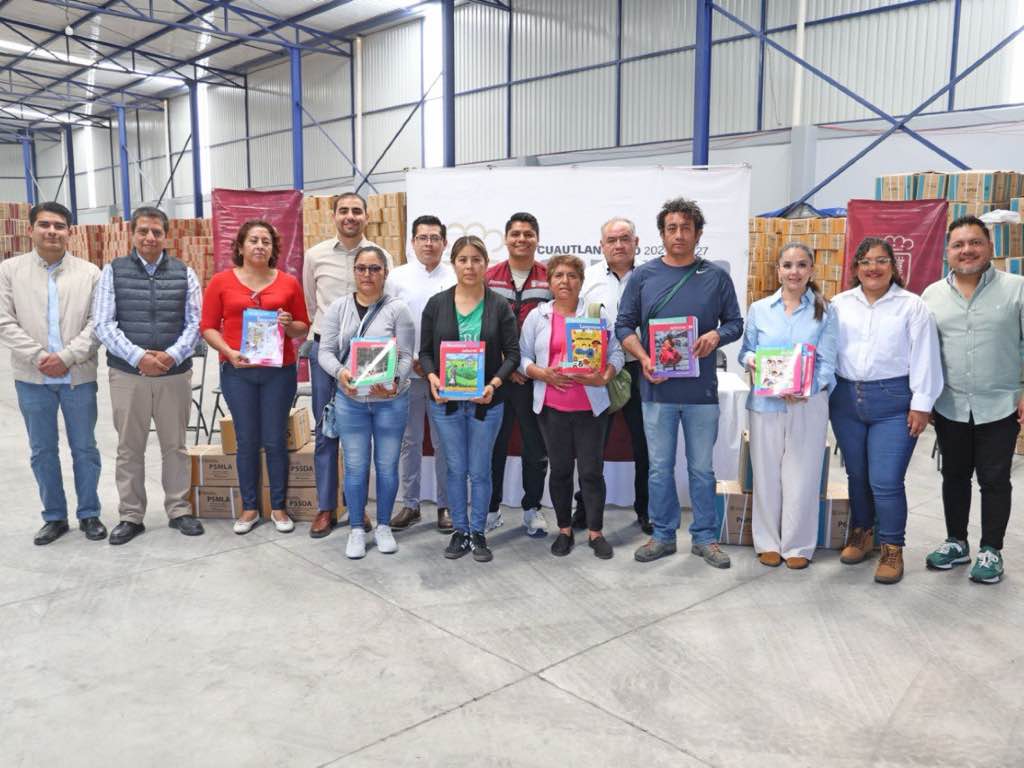 Encabeza Omar Muñoz redistribución de libros de texto a primarias de la CORDE 05