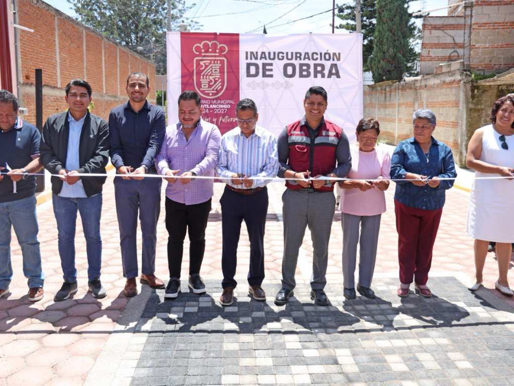 Entrega Omar Muñoz reconstrucción de la avenida México-Puebla