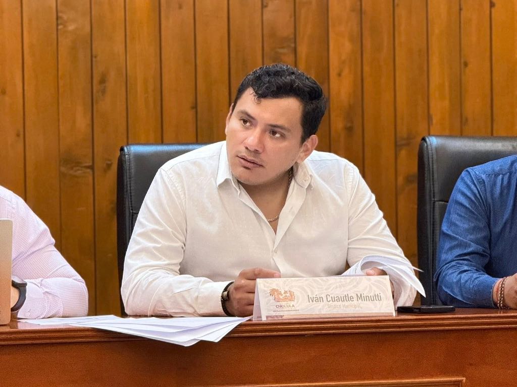 Denuncian presunta corrupción de síndico en San Pedro Cholula