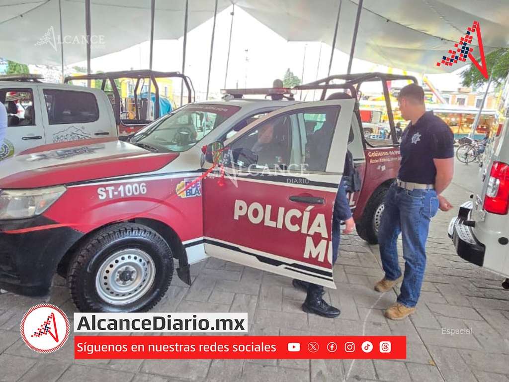 Entregan en Amozoc unidades de emergencia y de salud