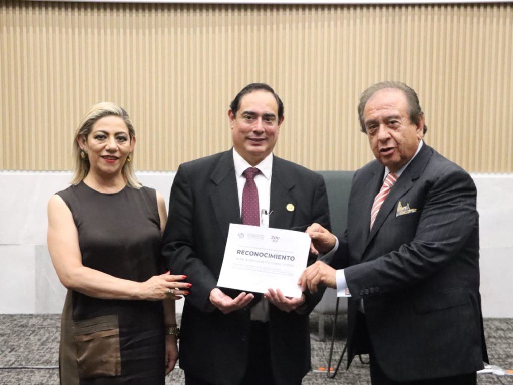 Voluntariado del Congreso realiza conferencia sobre “La Historia del Derecho Notarial en Puebla”
