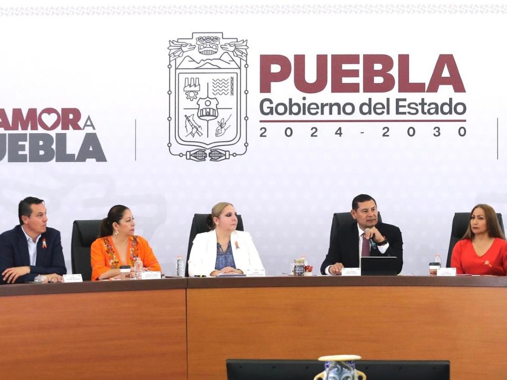 Darán ICATEP y Secretaría de las Mujeres 600 cursos de capacitación