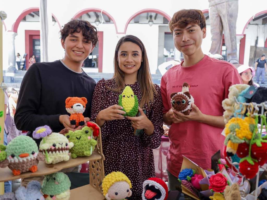 Más de 50 emprendimientos participaron en el Mercadito de las Juventudes