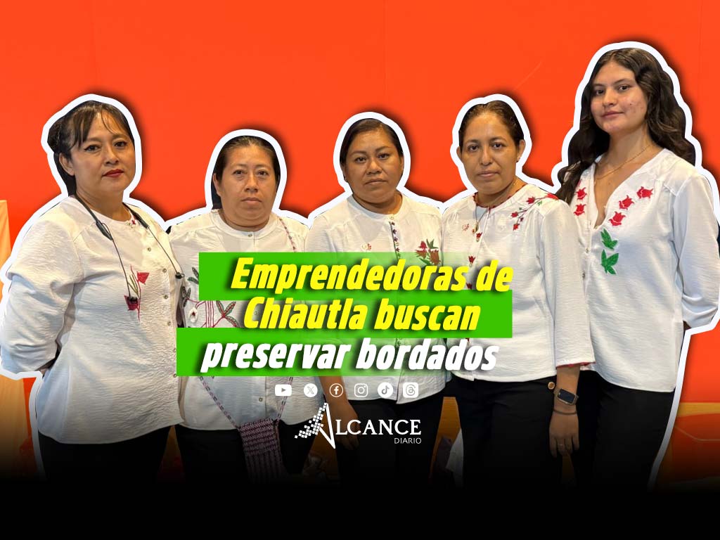 Emprendedoras conservan bordados tradicionales de Chiautla con Corazón de Jamaica