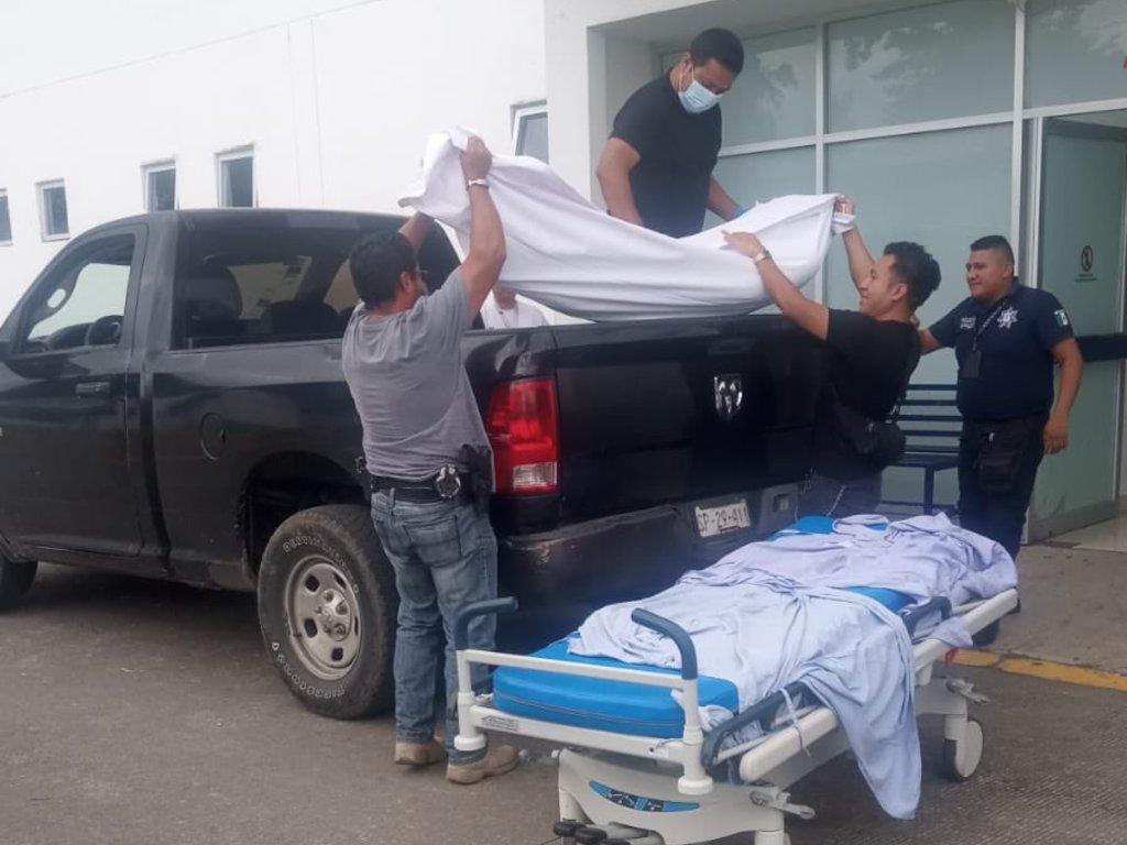Trasladan cuerpo de manera inadecuada en Huauchinango