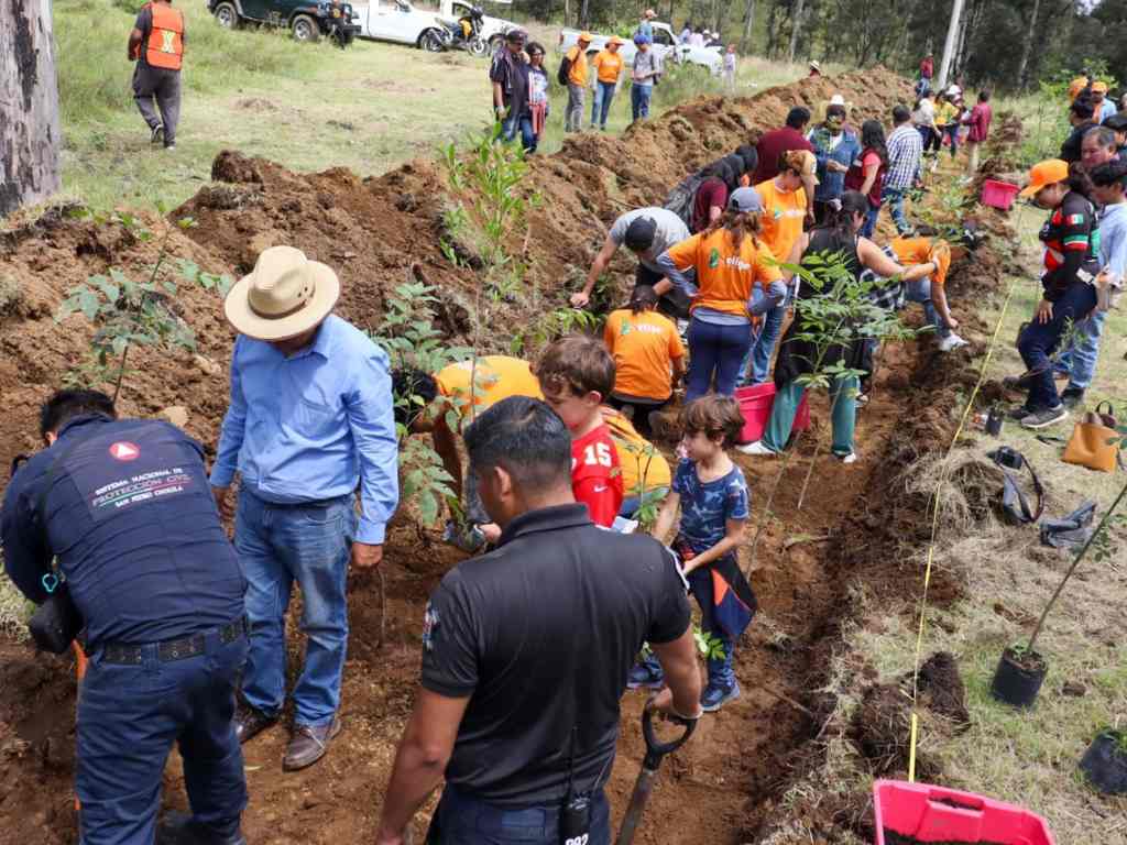 Realizan jornada “Raíces de Agua” en el Cerro Zapotecas de San Pedro Cholula