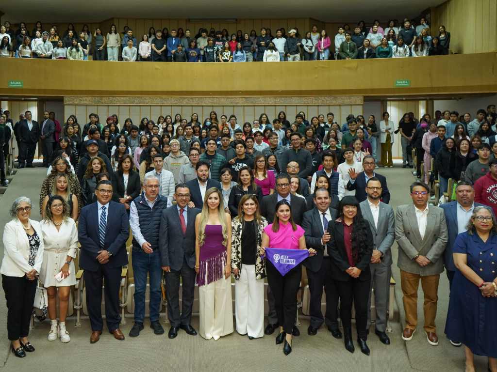 Arranca Semana de la Transparencia con conferencia sobre violencia digital y protección de datos