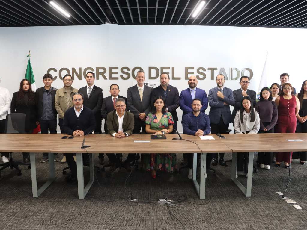 Presenta Comisión de Control, Vigilancia y Evaluación de la ASE, informe anual de actividades