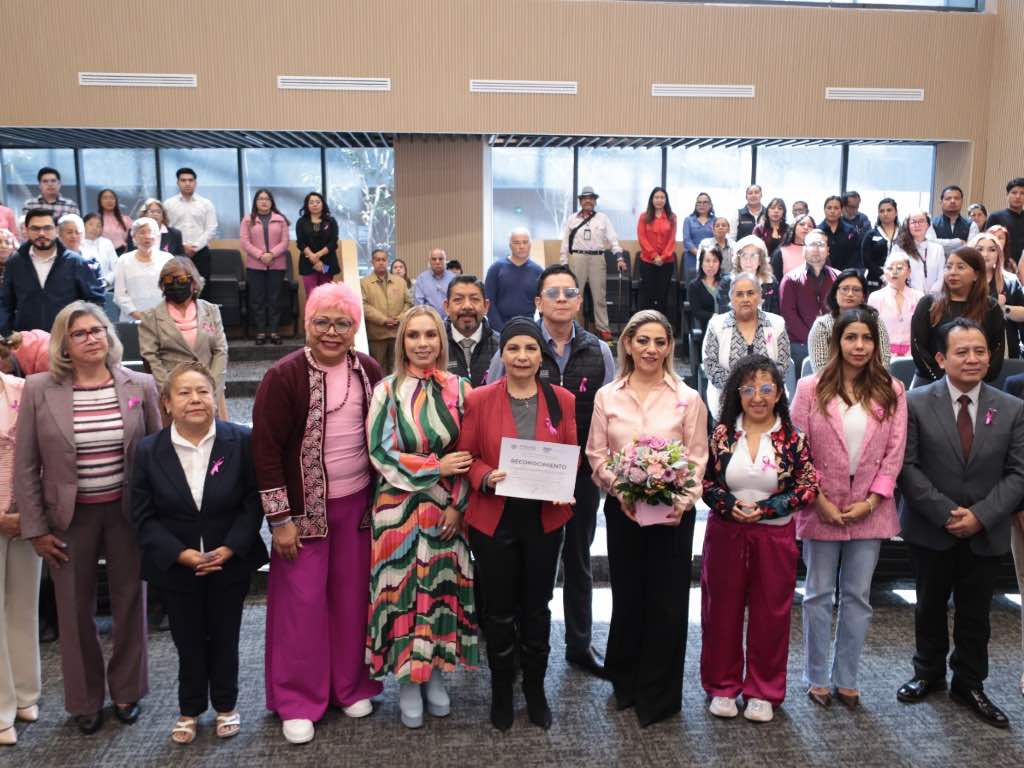 Organiza el Voluntariado del Congreso la Semana Rosa en el mes del cáncer de mama