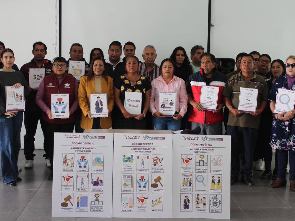 Participa Contralora Municipal en capacitación a juntas auxiliares de Puebla